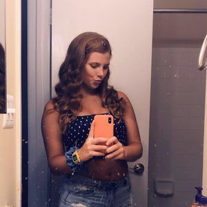 Meet your Posher, Lexie